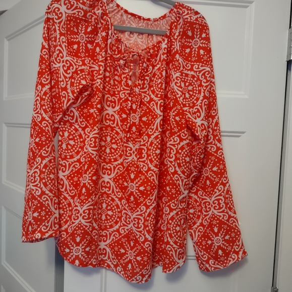 Ladies Red bandana print blouse - Picture 1 of 3